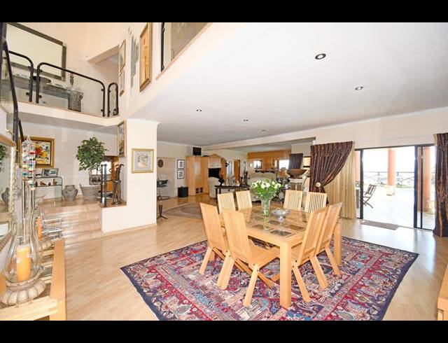 3 BEDROOM HOUSE FOR SALE IN HELDERKRUIN VIEW